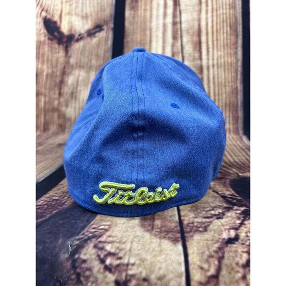 Titleist Golf Hat Mens M/ L Blue Stretch Fitted Cap Green Embroidered Logo - Picture 2 of 6